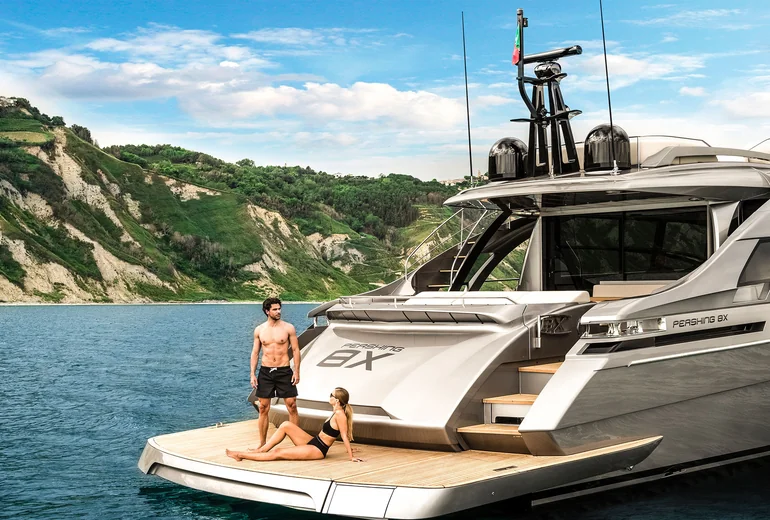 Catamaran swim platform with steps to the water